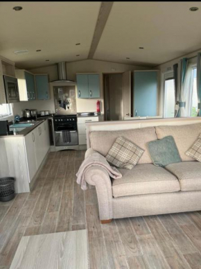GDs Luxury Caravan Hire Turnberry Holiday Park